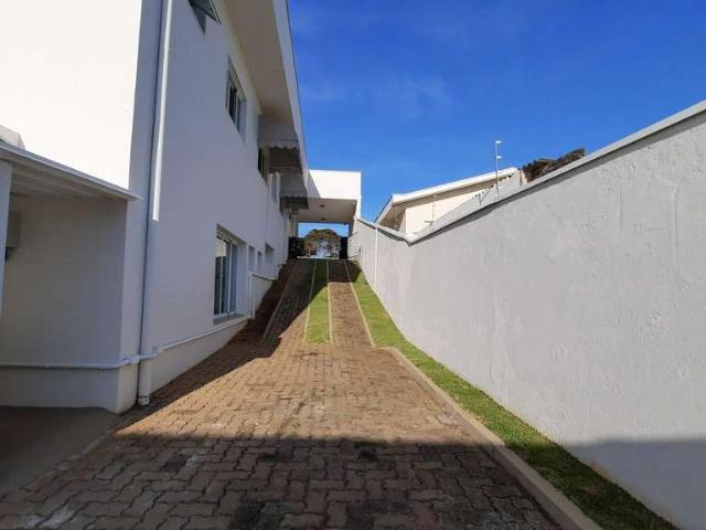 Casa / Sobrado para Venda em Valinhos/SP Vila Embaré 3 Quartos