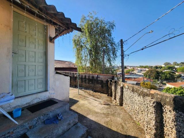 Casa / Sobrado para Venda em Valinhos/SP Vila São José 3 Quartos