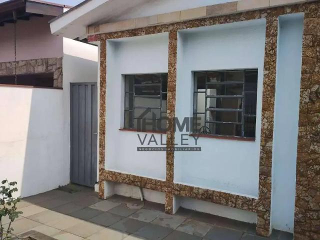 Casa / Sobrado para Venda em Valinhos/SP Vila Santana 3 Quartos