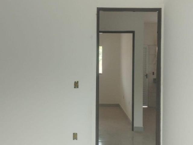 Casa / Sobrado para Venda em Várzea Grande/MT Canelas 2 Quartos