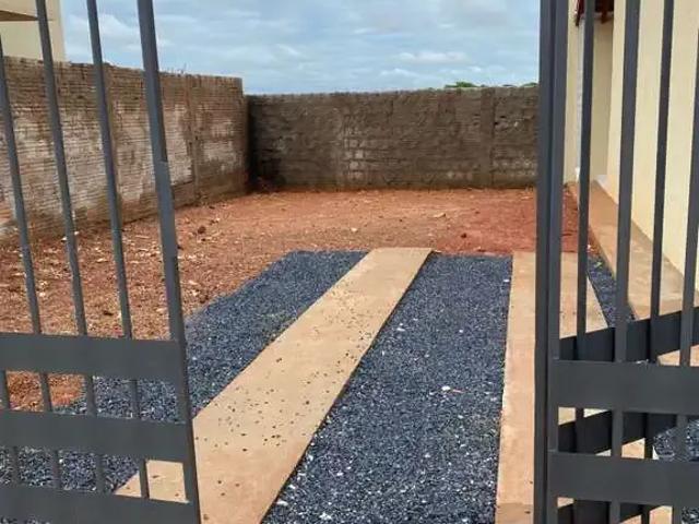 Casa / Sobrado para Venda em Várzea Grande/MT Ikaray 2 Quartos