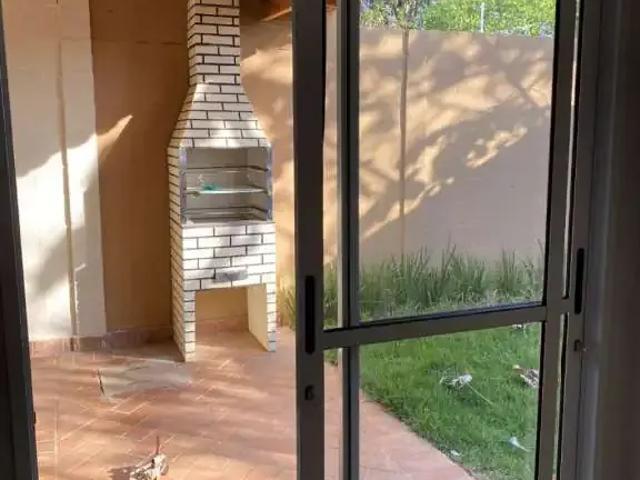 Casa / Sobrado para Venda em Várzea Grande/MT Petrópolis 2 Quartos