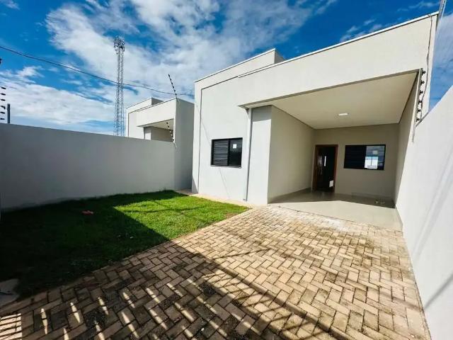Casa / Sobrado para Venda em Várzea Grande/MT Petrópolis 3 Quartos