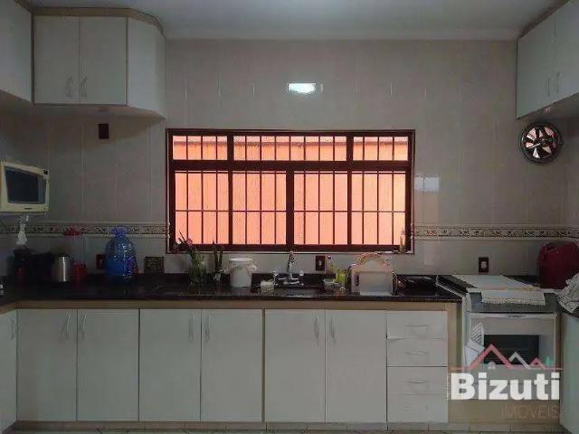 Casa / Sobrado para Venda em Várzea Paulista/SP Vila Jeriva 3 Quartos