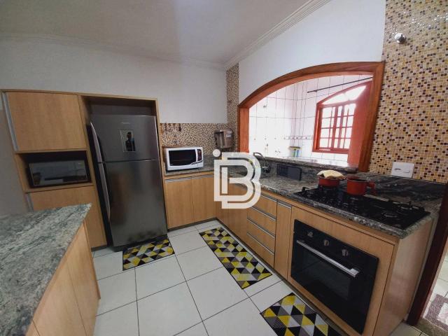 Casa / Sobrado para Venda em Várzea Paulista/SP Vila São José 4 Quartos