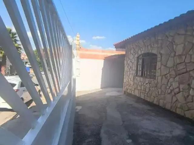Casa / Sobrado para Venda em Várzea Paulista/SP Cidade Nova II 3 Quartos