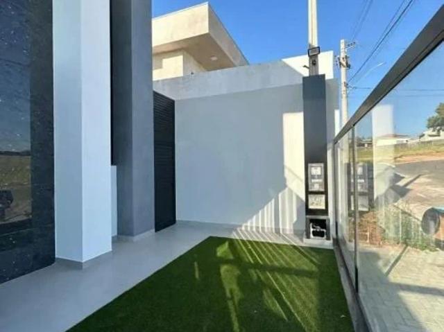 Casa / Sobrado para Venda em Vargem Grande do Sul/SP Centro 3 Quartos
