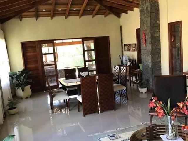 Casa / Sobrado para Venda em Vargem Grande Paulista/SP Centro 4 Quartos