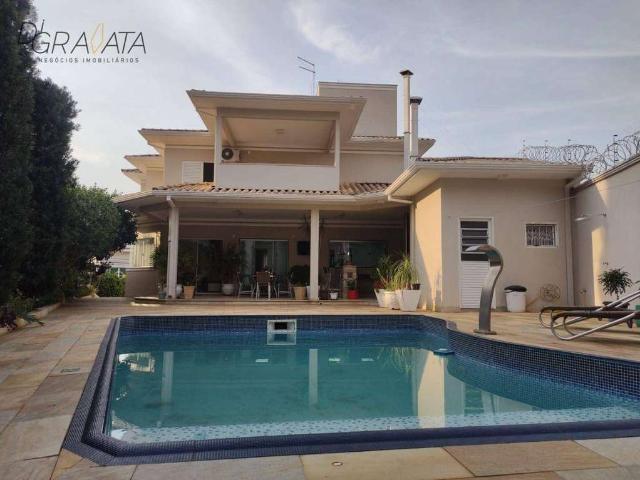 Casa / Sobrado para Venda em Varginha/MG Centro 4 Quartos