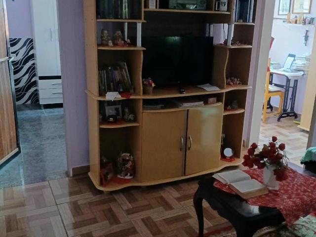 Casa / Sobrado para Venda em Varginha/MG Jardim Mont Serrat 2 Quartos