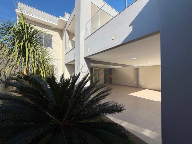 Casa / Sobrado para Venda em Varginha/MG Porto Real 3 Quartos