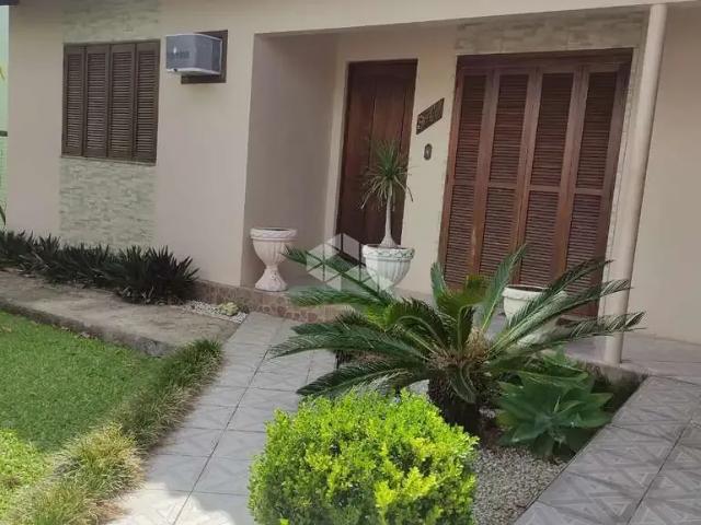 Casa / Sobrado para Venda em Vera Cruz/RS Centro 3 Quartos