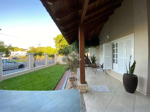 Casa / Sobrado para Venda em Vera Cruz/RS Centro 3 Quartos