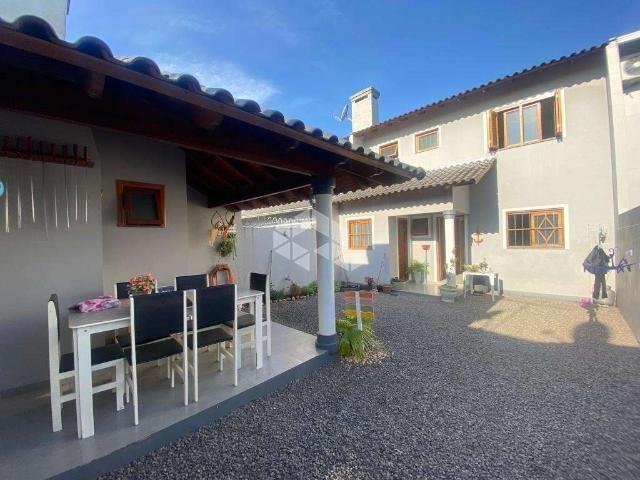 Casa / Sobrado para Venda em Vera Cruz/RS Centro 3 Quartos
