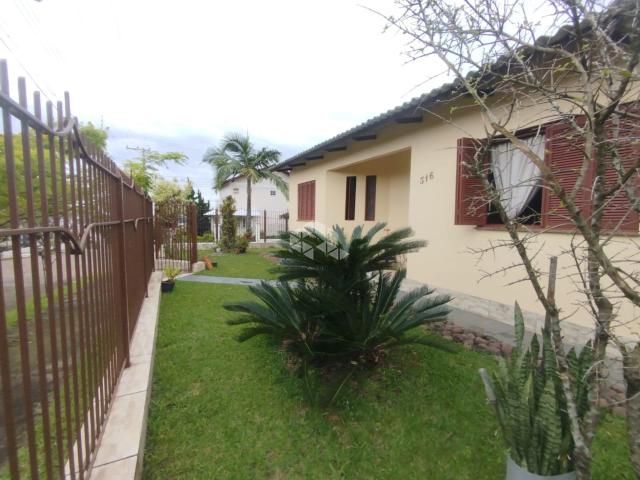 Casa / Sobrado para Venda em Vera Cruz/RS Centro 3 Quartos