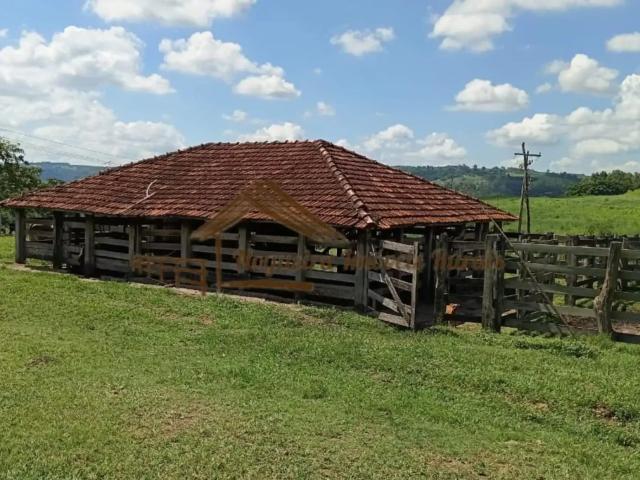 Casa / Sobrado para Venda em Vera Cruz/SP Área Rural de Vera Cruz