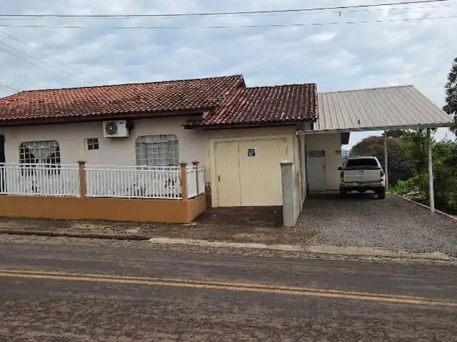 Casa / Sobrado para Venda em Verê/PR Centro