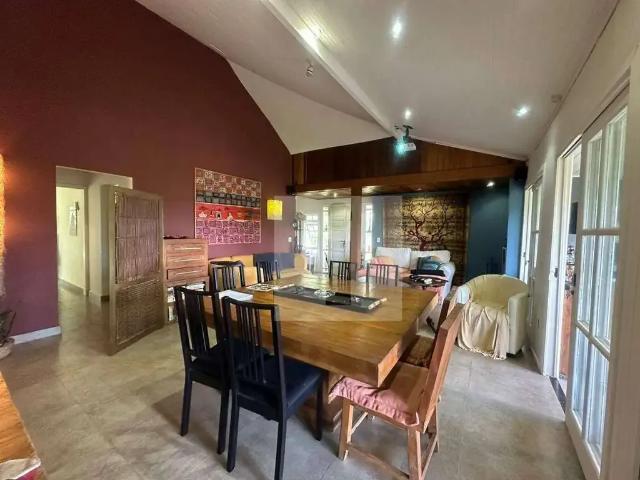 Casa / Sobrado para Venda em Vinhedo/SP Caixa D´Água 4 Quartos