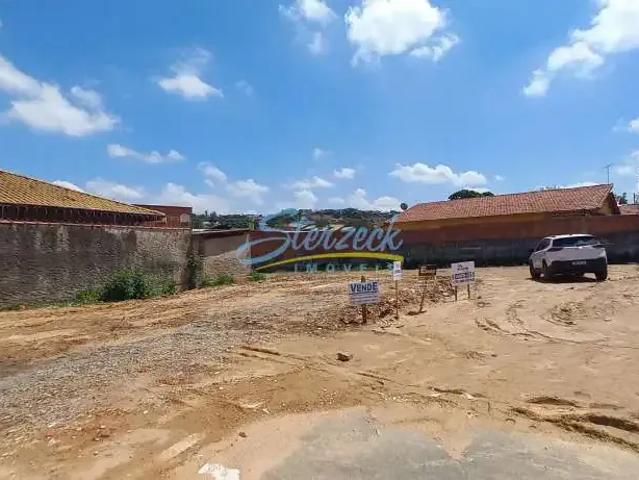 Casa / Sobrado para Venda em Vinhedo/SP Capela 3 Quartos