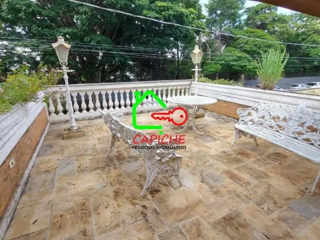 Casa / Sobrado para Venda em Vinhedo/SP Centro 4 Quartos