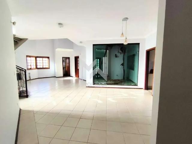 Casa / Sobrado para Venda em Vinhedo/SP Bosque 4 Quartos