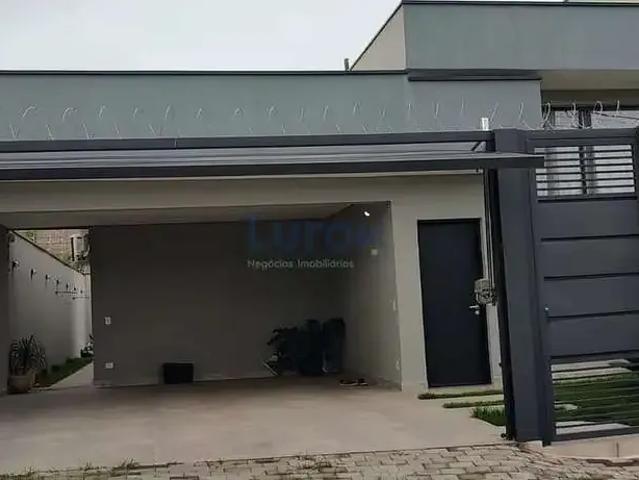 Casa / Sobrado para Venda em Vinhedo/SP Marambaia 3 Quartos