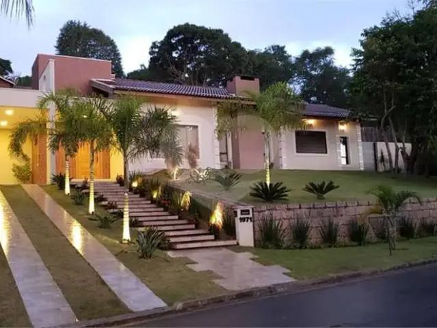 Casa / Sobrado para Venda em Vinhedo/SP Marambaia 3 Quartos