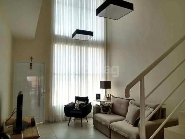 Casa / Sobrado para Venda em Vinhedo/SP Marambaia 3 Quartos