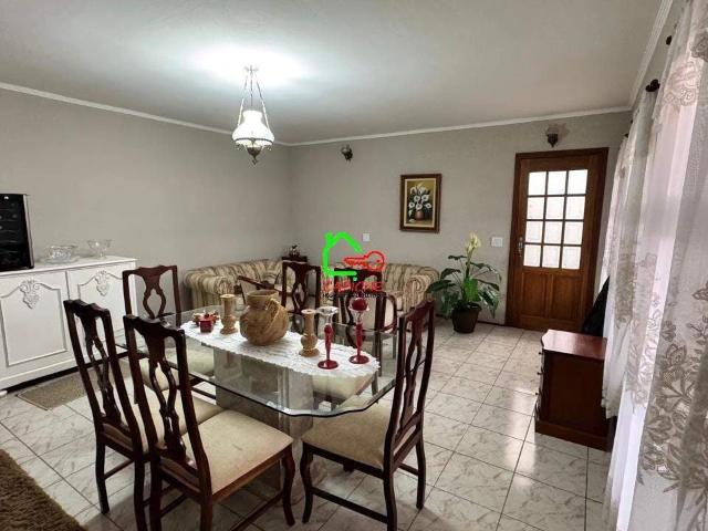 Casa / Sobrado para Venda em Vinhedo/SP Santa Rosa 4 Quartos