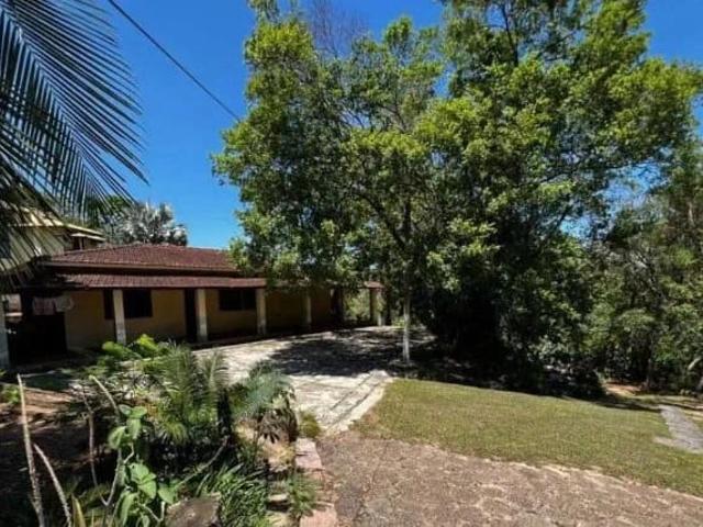 Casa / Sobrado para Venda em Vinhedo/SP Pinheirinho 3 Quartos