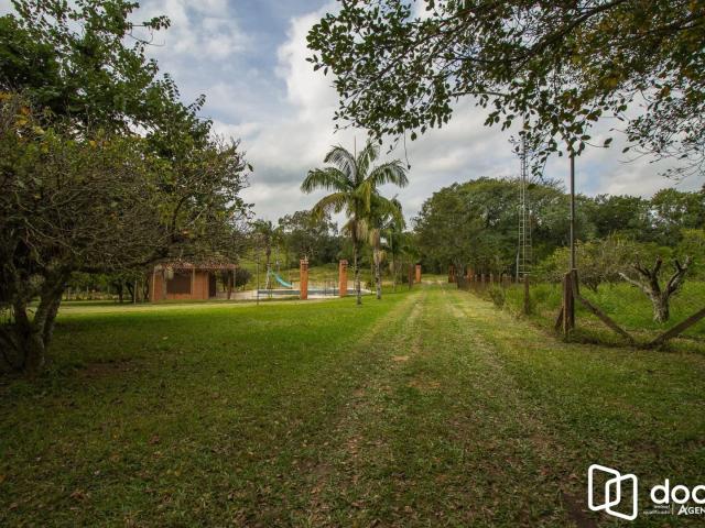 Casa / Sobrado para Venda em Viamão/RS Tarumã 5 Quartos