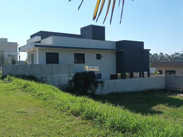 Casa / Sobrado para Venda em Viamão/RS Centro 5 Quartos