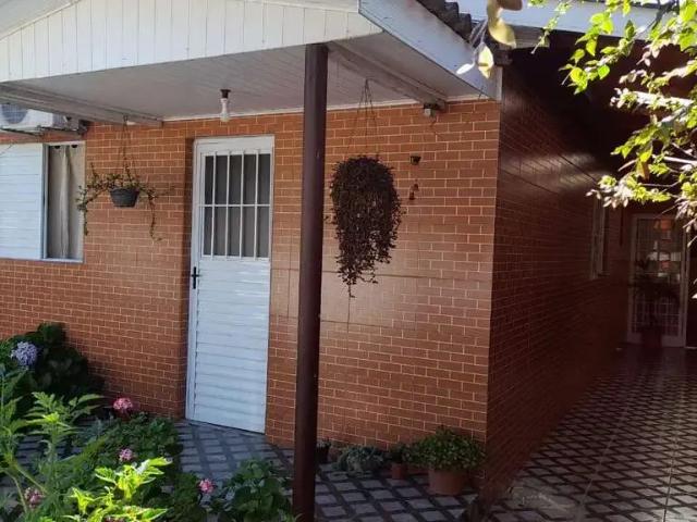 Casa / Sobrado para Venda em Viamão/RS Cecília 4 Quartos