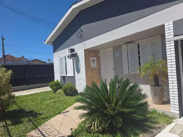 Casa / Sobrado para Venda em Viamão/RS Santa Isabel 3 Quartos