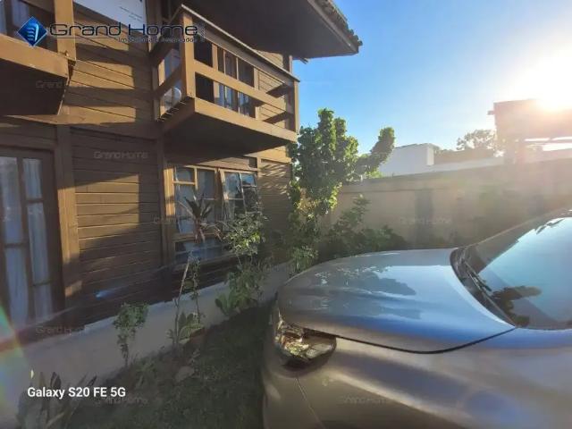 Casa / Sobrado para Venda em Vila Velha/ES Interlagos 4 Quartos