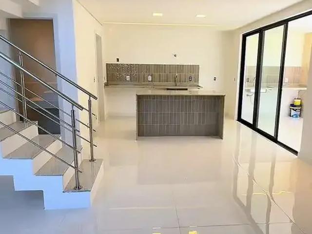Casa / Sobrado para Venda em Vila Velha/ES Interlagos 3 Quartos