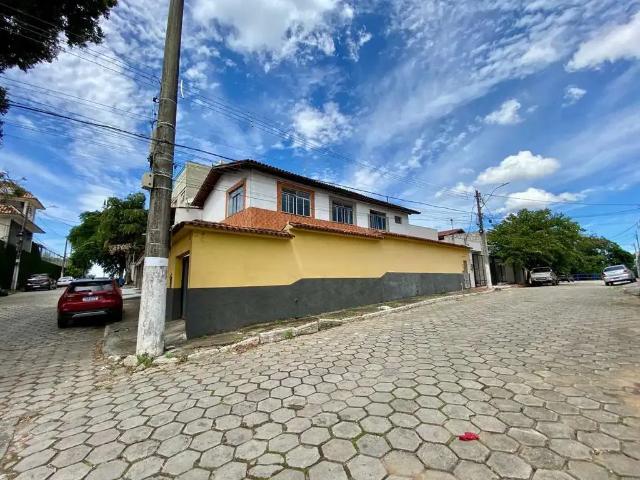 Casa / Sobrado para Venda em Vila Velha/ES Ilha dos Ayres 6 Quartos
