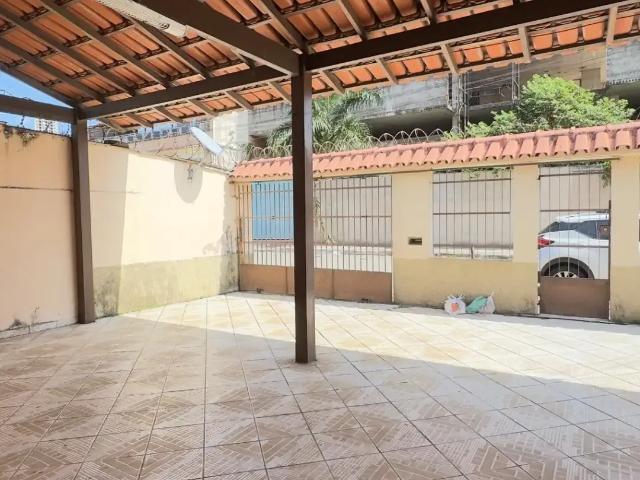 Casa / Sobrado para Venda em Vila Velha/ES Itapuã 4 Quartos