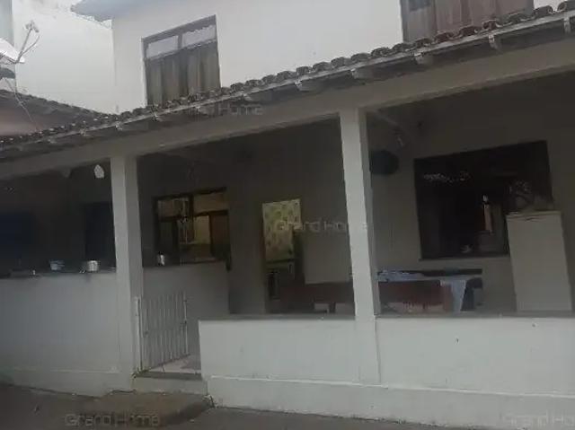 Casa / Sobrado para Venda em Vila Velha/ES Itapuã 5 Quartos