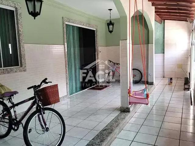 Casa / Sobrado para Venda em Vila Velha/ES Jardim Colorado 5 Quartos