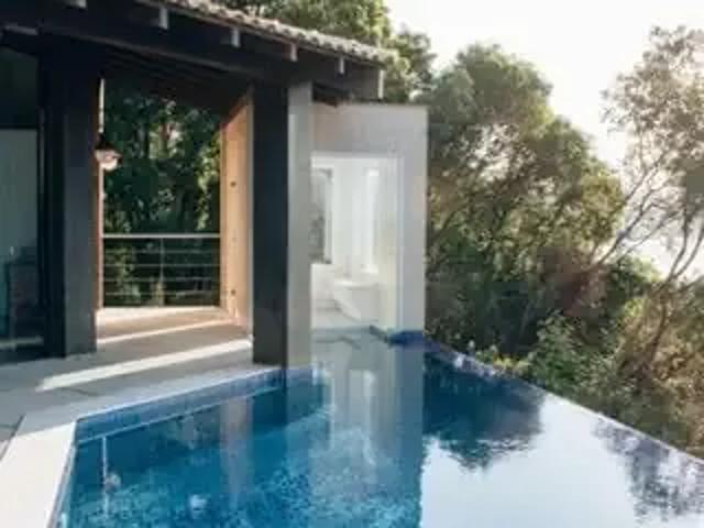 Casa / Sobrado para Venda em Vila Velha/ES Praia da Costa 4 Quartos
