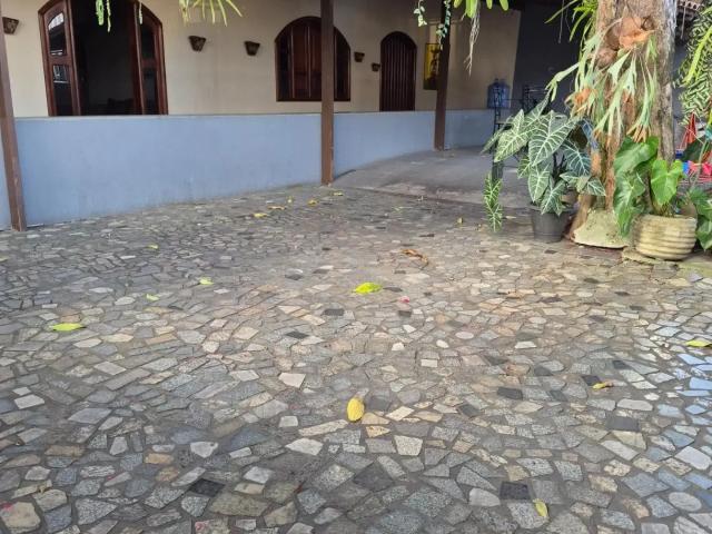 Casa / Sobrado para Venda em Vila Velha/ES Praia da Costa 4 Quartos