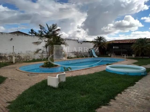 Casa / Sobrado para Venda em Vitória da Conquista/BA Boa Vista 4 Quartos