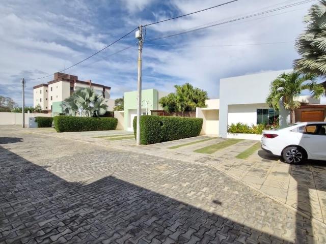 Casa / Sobrado para Venda em Vitória da Conquista/BA Boa Vista 3 Quartos