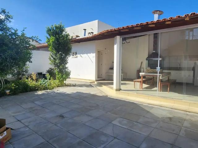 Casa / Sobrado para Venda em Vitória da Conquista/BA Candeias 3 Quartos