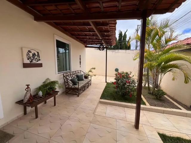 Casa / Sobrado para Venda em Vitória da Conquista/BA Candeias 3 Quartos