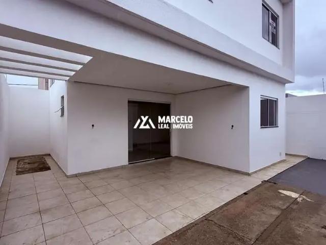 Casa / Sobrado para Venda em Vitória da Conquista/BA Felícia 3 Quartos