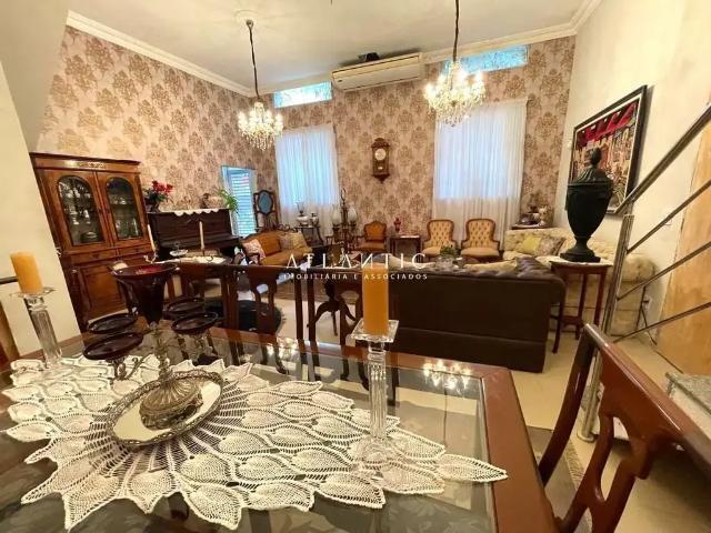 Casa / Sobrado para Venda em Vitória/ES Centro 4 Quartos