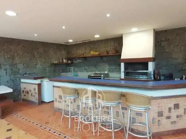 Casa / Sobrado para Venda em Vitória/ES Fradinhos 4 Quartos