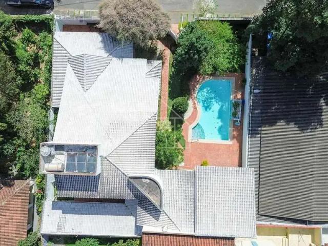 Casa / Sobrado para Venda em Vitória/ES Fradinhos 4 Quartos